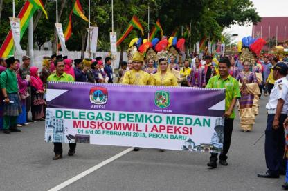 Pemko Medan Ikuti Pawai Budaya APEKSI Di Pekan Baru